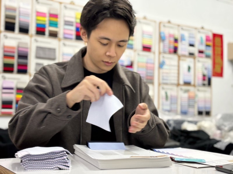 紡紡布行店內布料陳列